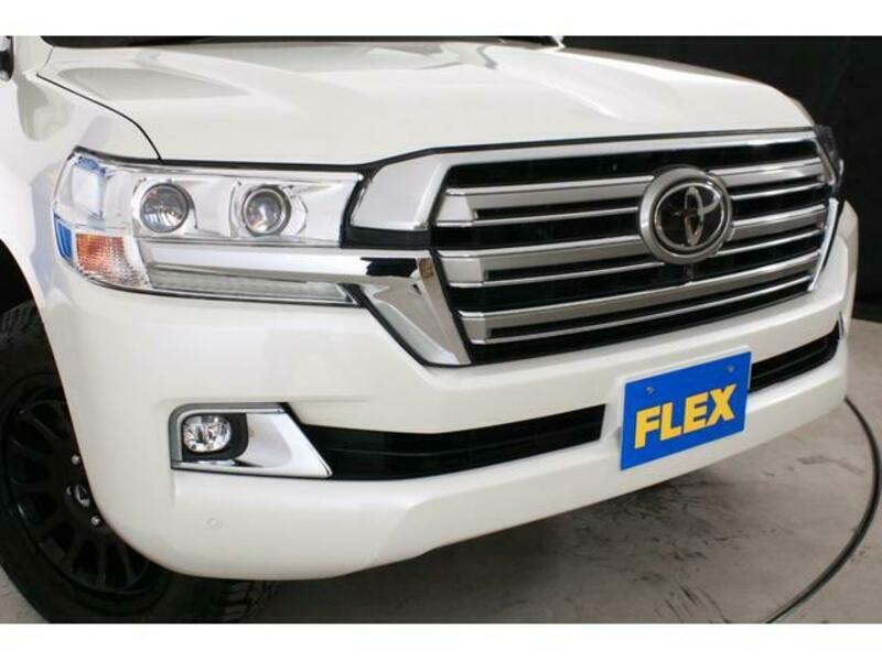 LAND CRUISER