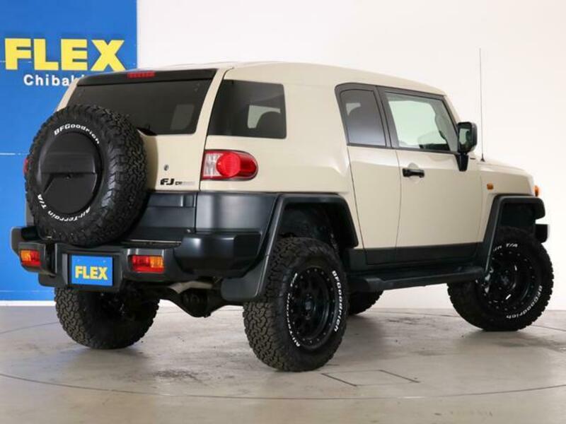 FJ CRUISER