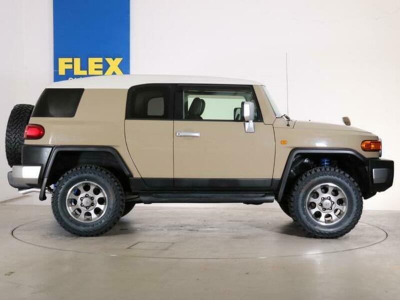 FJ CRUISER