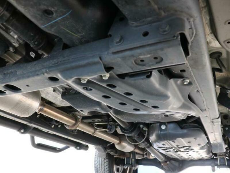 HILUX