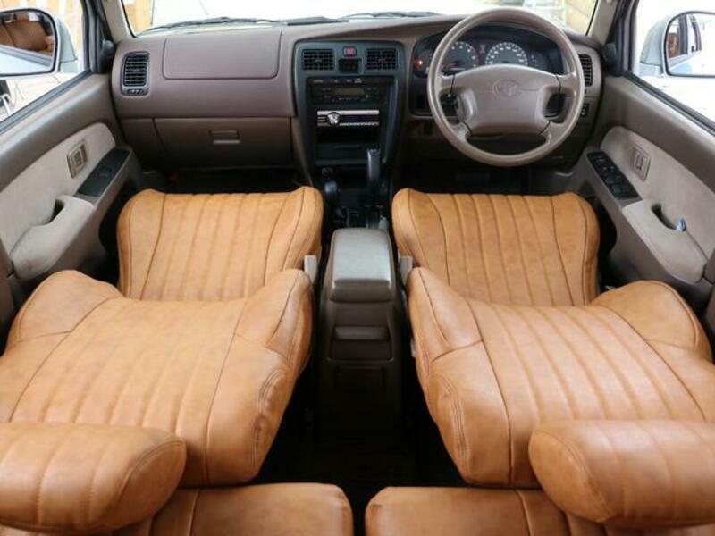HILUX SURF