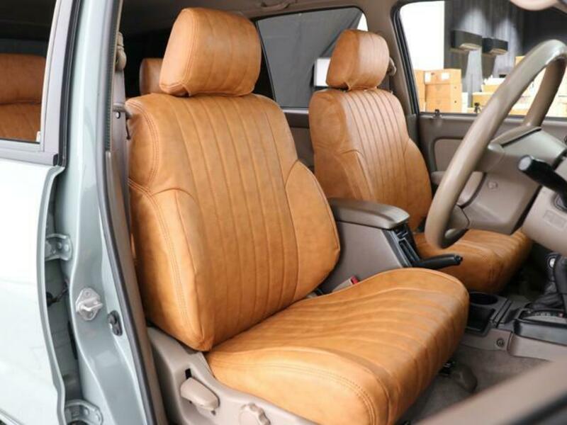 HILUX SURF