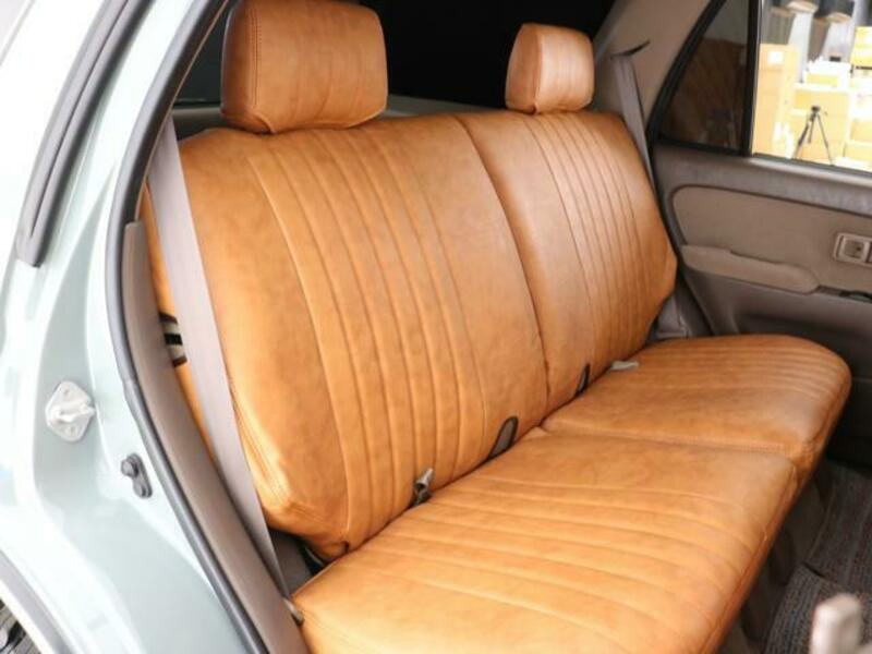 HILUX SURF