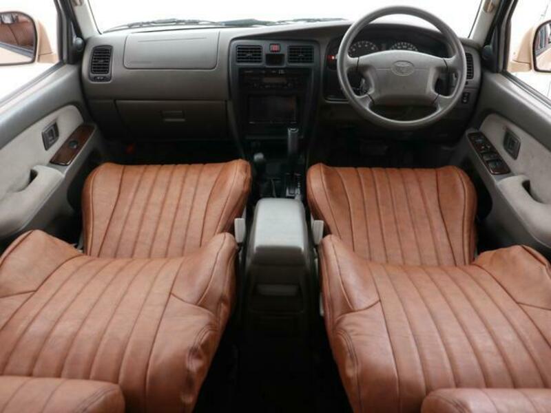 HILUX SURF