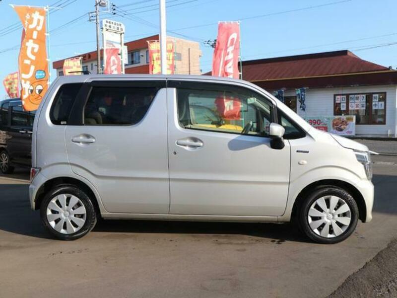 WAGON R