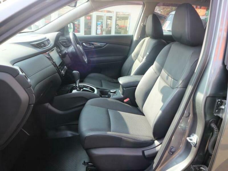 X-TRAIL