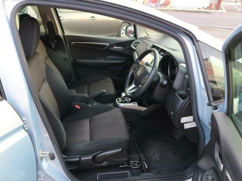 FIT HYBRID
