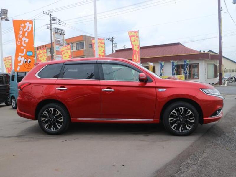 OUTLANDER PHEV