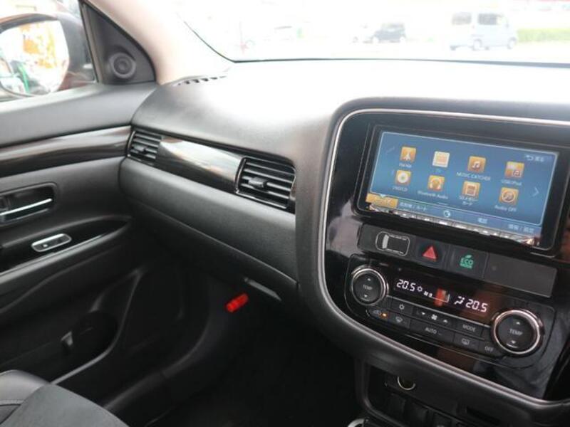 OUTLANDER PHEV