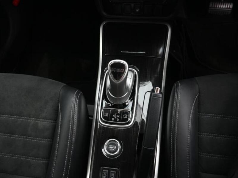 OUTLANDER PHEV