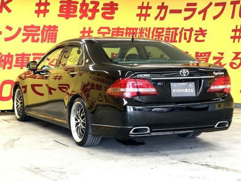 CROWN