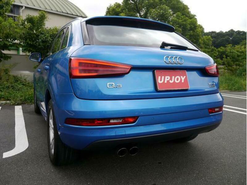 Q3