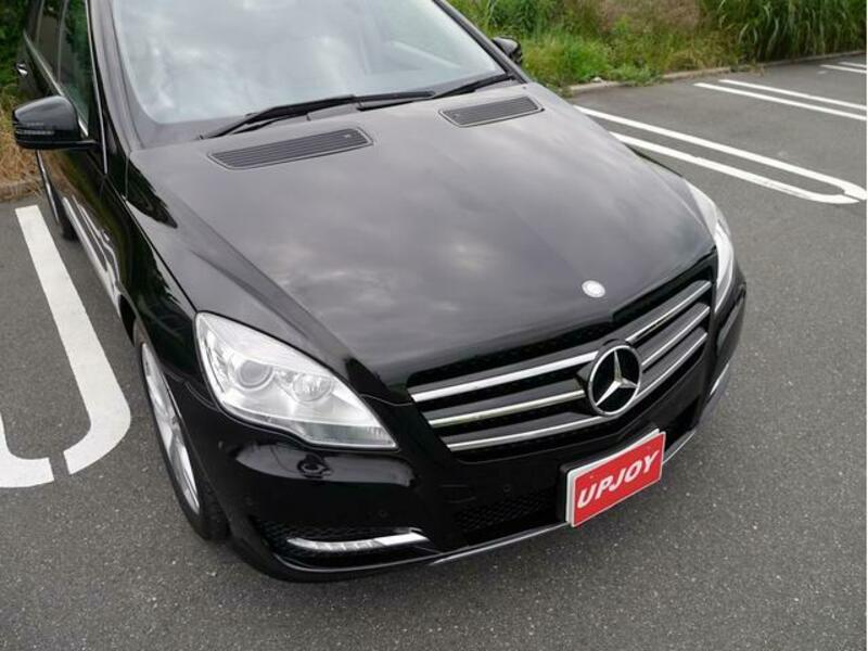 R CLASS