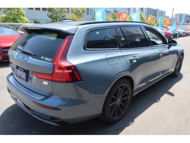 V60