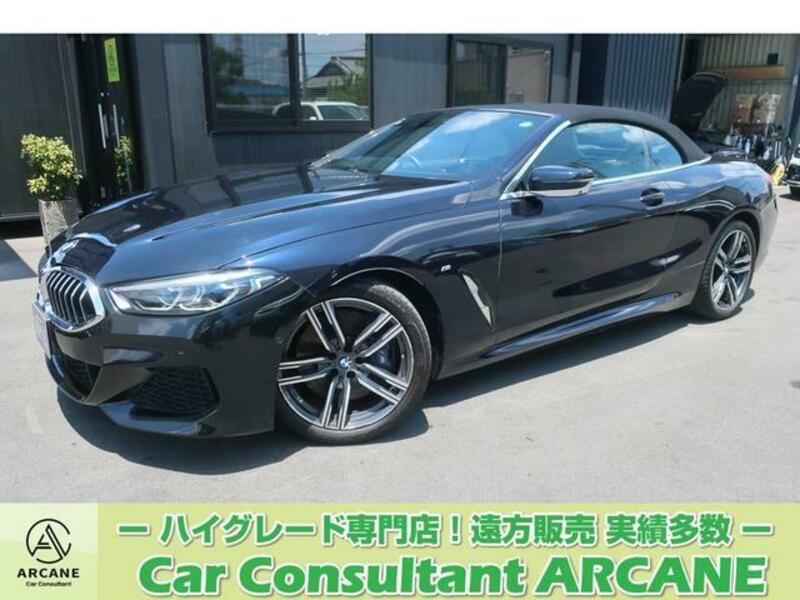 BMW 8 SERIES