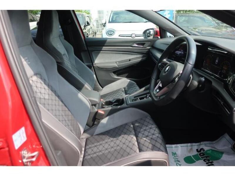 GOLF VARIANT