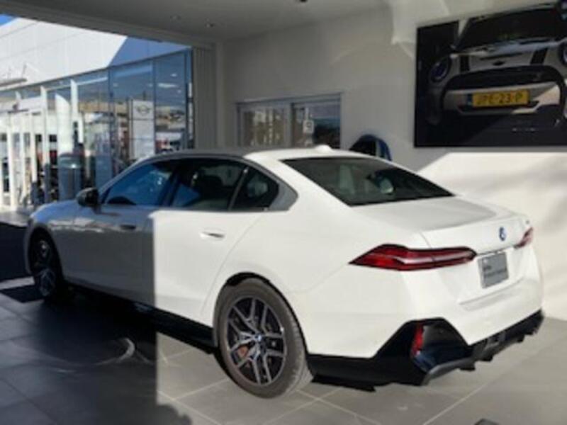 5 SERIES