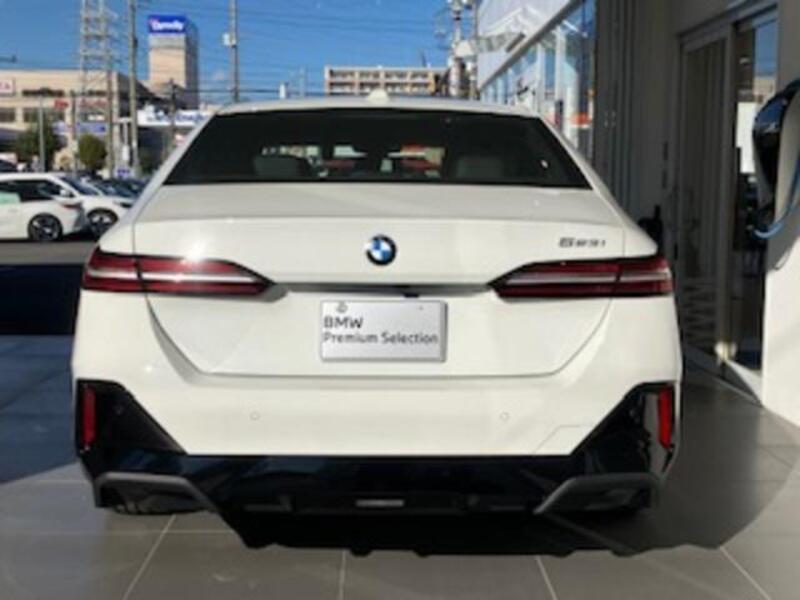 5 SERIES