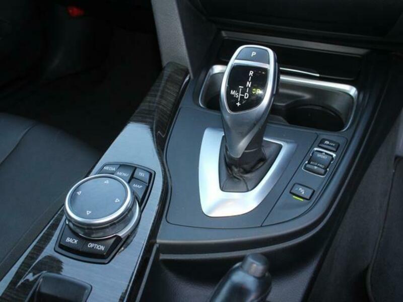 4 SERIES