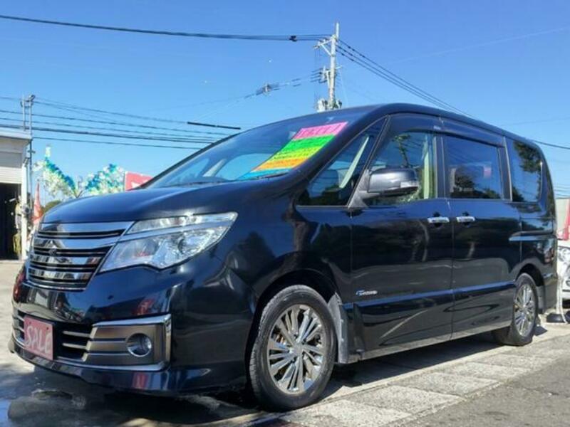 NISSAN SERENA