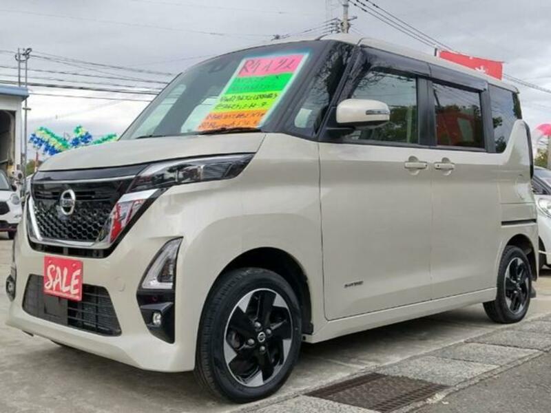 NISSAN ROOX