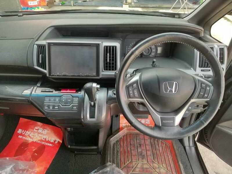 STEPWAGON SPADA