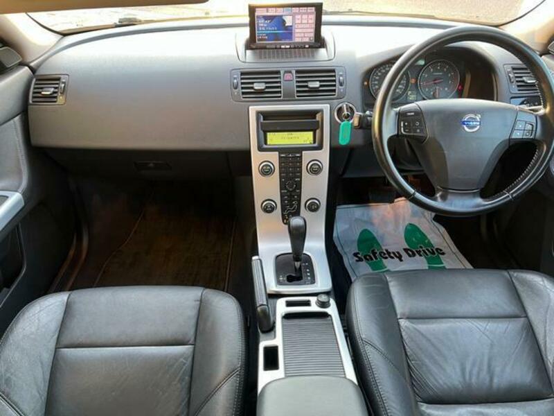 V50