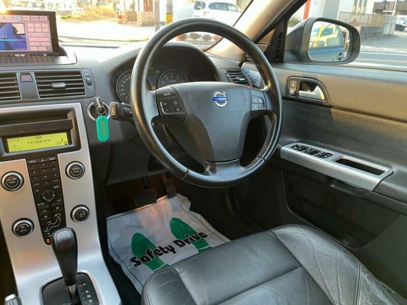 V50
