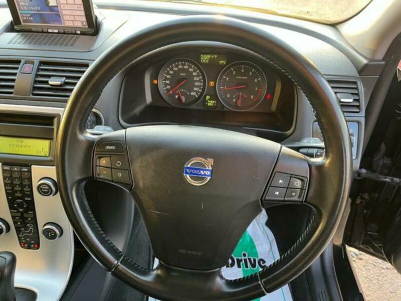 V50