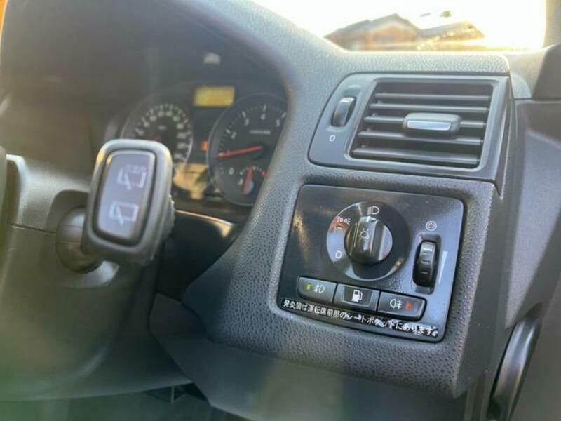 V50