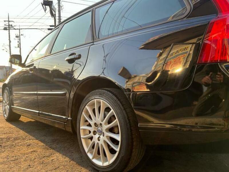V50