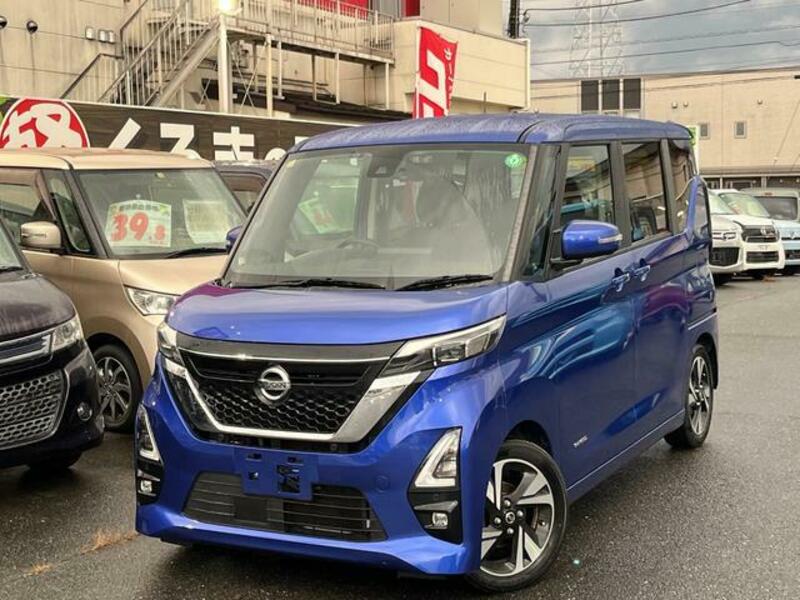 NISSAN ROOX