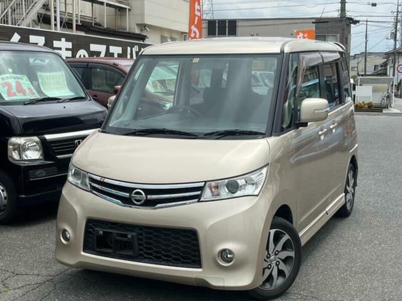 NISSAN ROOX