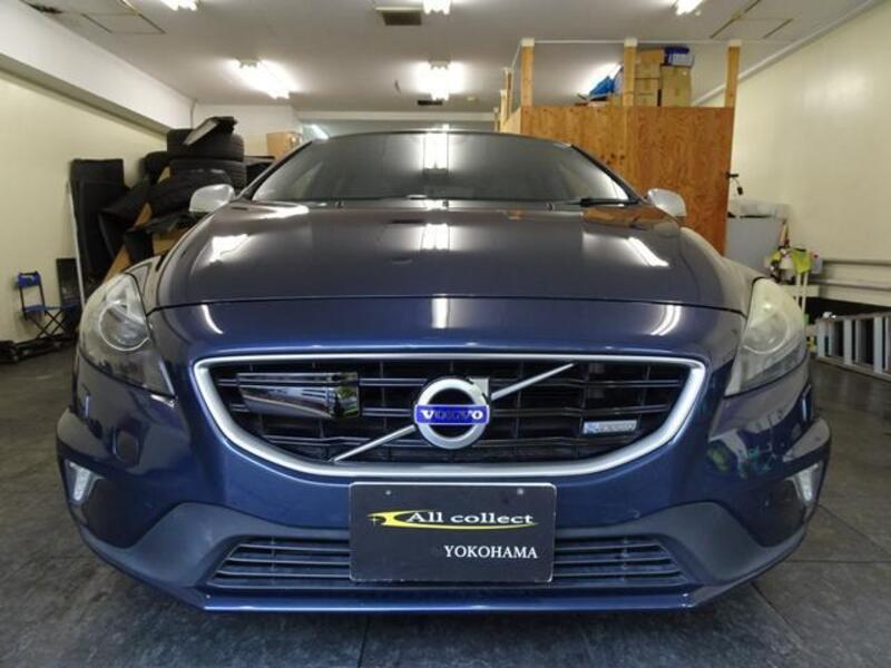 V40