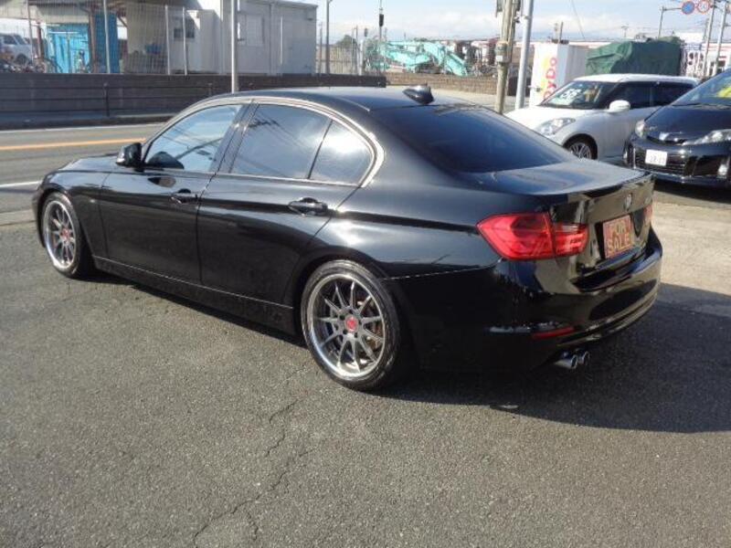 3 SERIES
