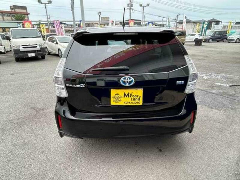 PRIUS ALPHA
