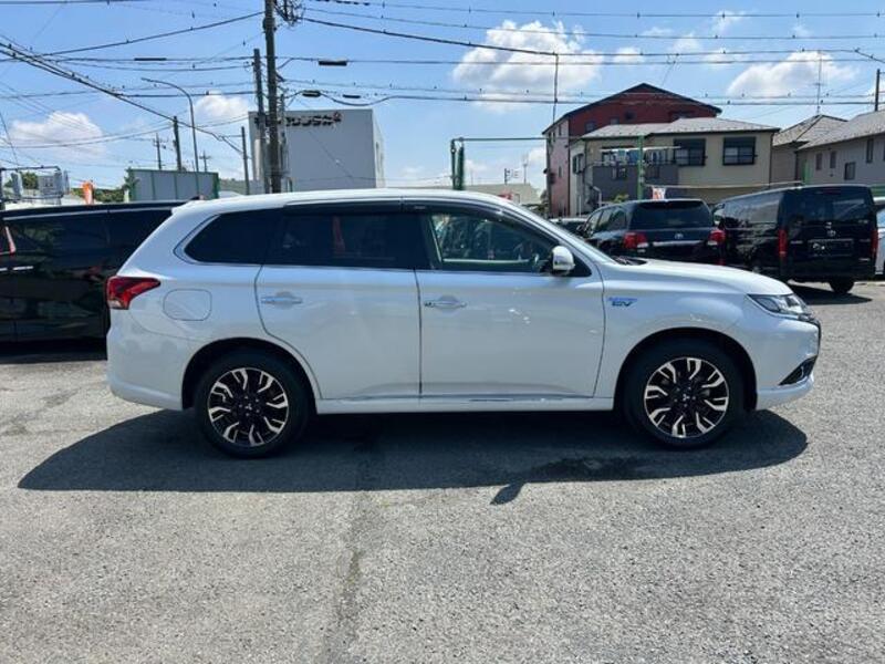 OUTLANDER PHEV