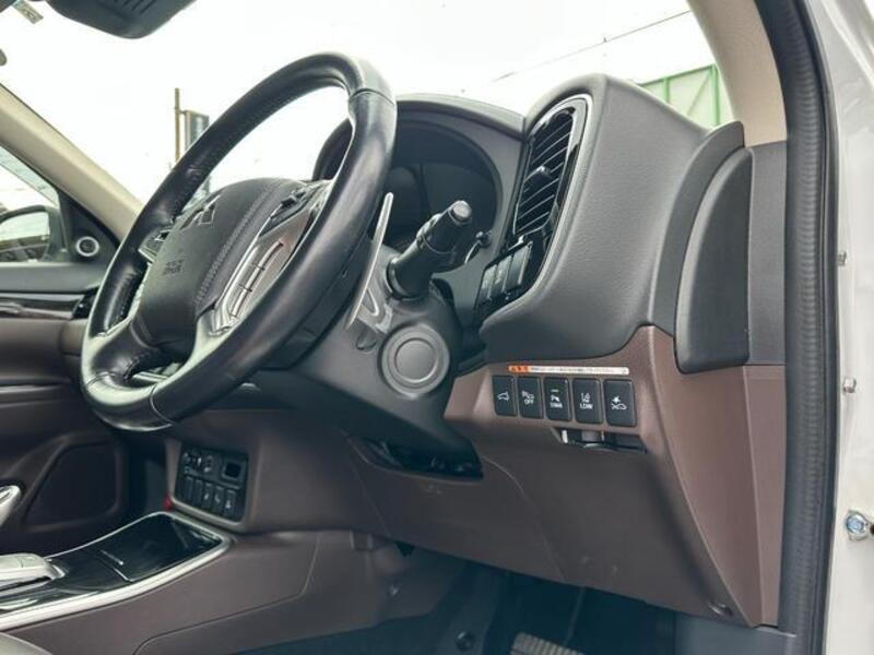 OUTLANDER PHEV