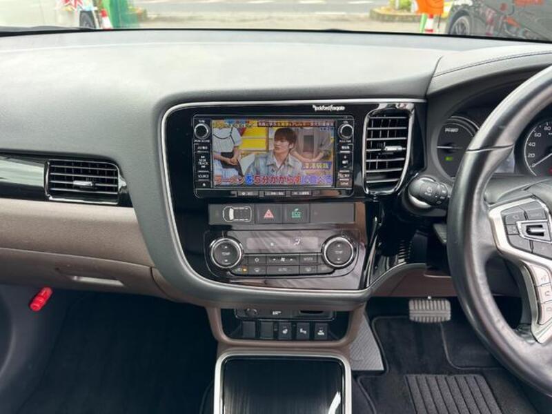 OUTLANDER PHEV