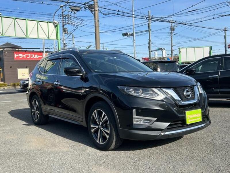 X-TRAIL