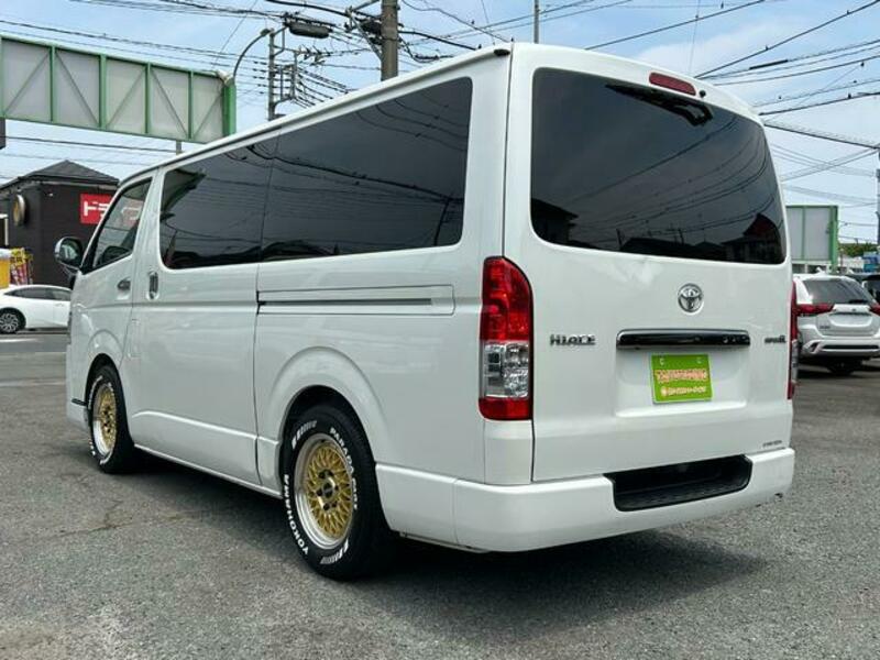 HIACE VAN