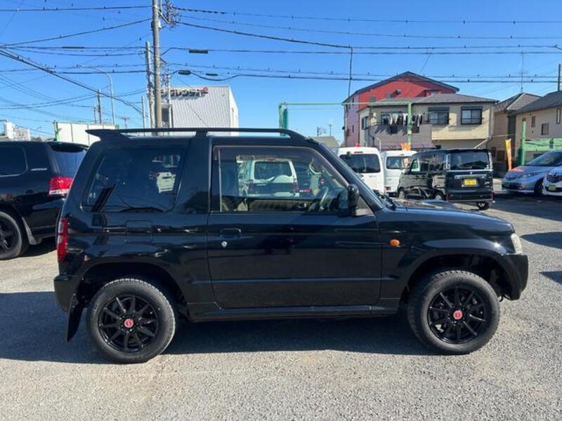 PAJERO MINI