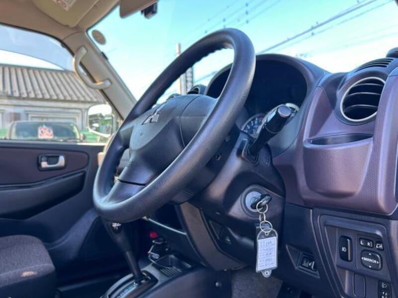 PAJERO MINI