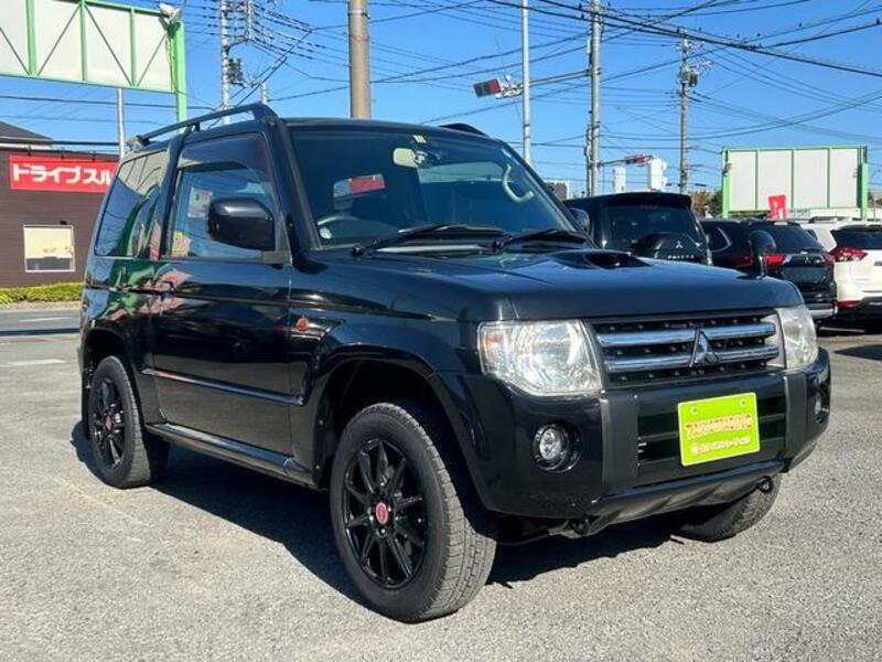 MITSUBISHI PAJERO MINI