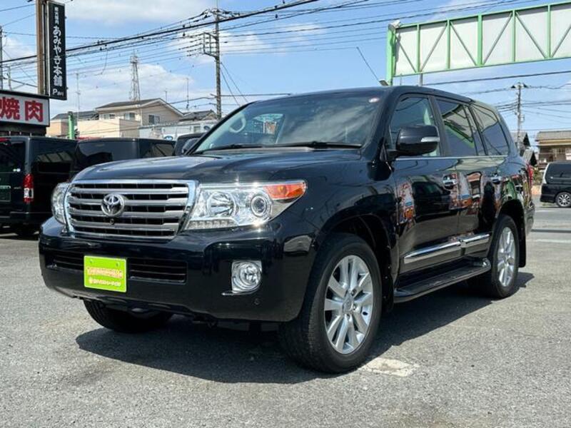 LAND CRUISER