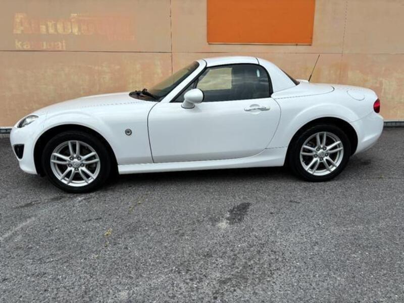 ROADSTER