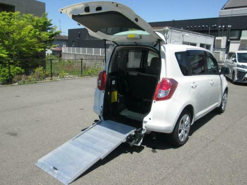 TOYOTA RACTIS