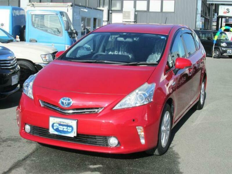 PRIUS ALPHA