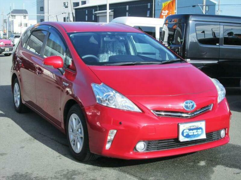 PRIUS ALPHA