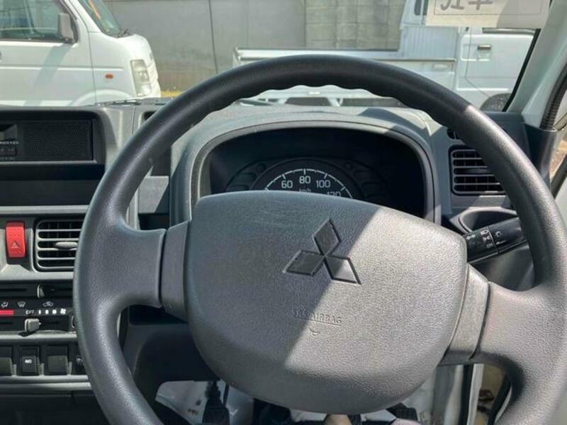 MINICAB TRUCK